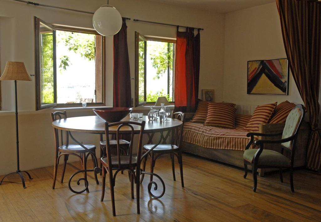 Residence Les Rossignols Roussillon  Room photo